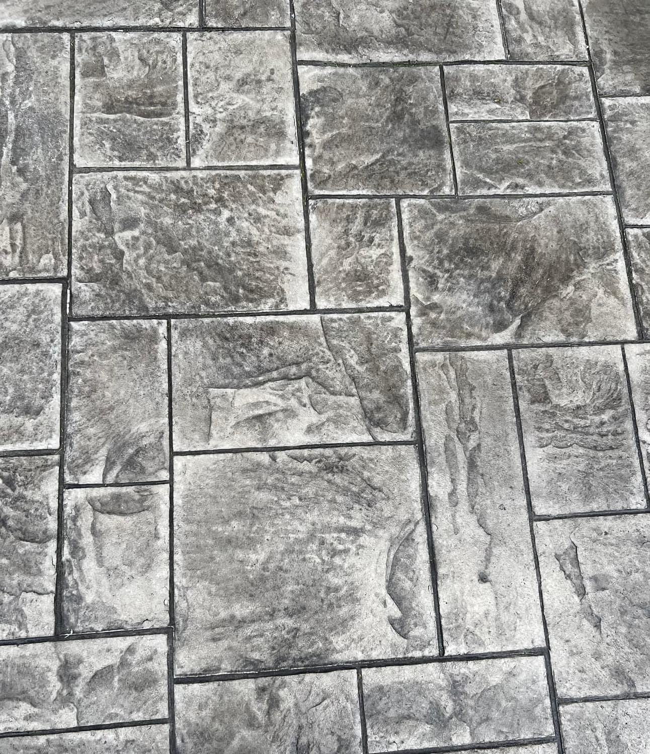 Decorative stamped concrete surface with ashlar slate pattern